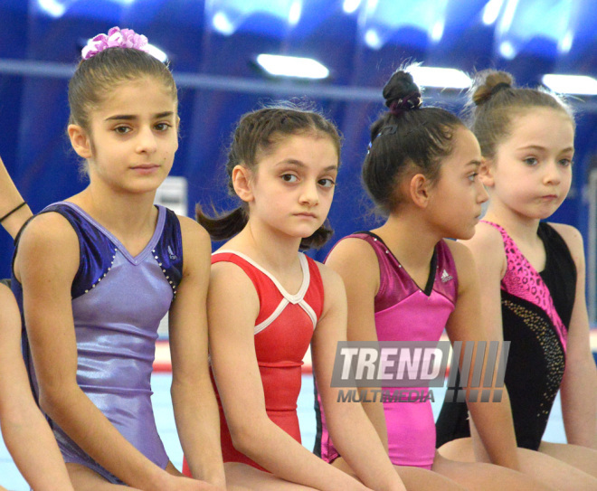 Bakıda qadın idman gimnastikası üzrə akrobatların çoxnövçülükdə çıxışı başlayıb. Azərbaycan, 4 dekabr 2015